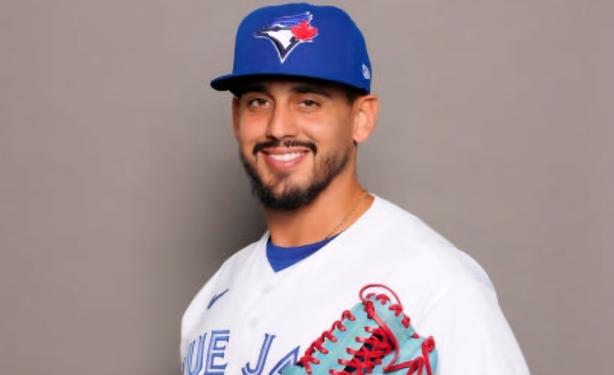 Former Blue Jays pitcher has contract selected by Red Sox, will start final game of the season