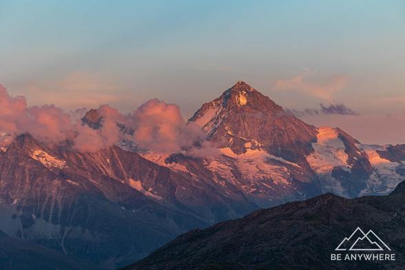 Mountains in the last sunlight of the day