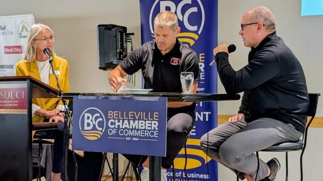 Discussion with the Belleville Senators at Chamber breakfast