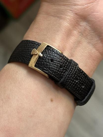 Standard Rolex gold pin buckle