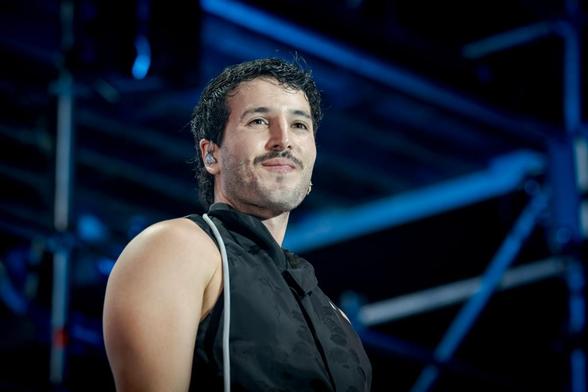 Sebastián Yatra, durante una actuación en Madrid. (GTRES)