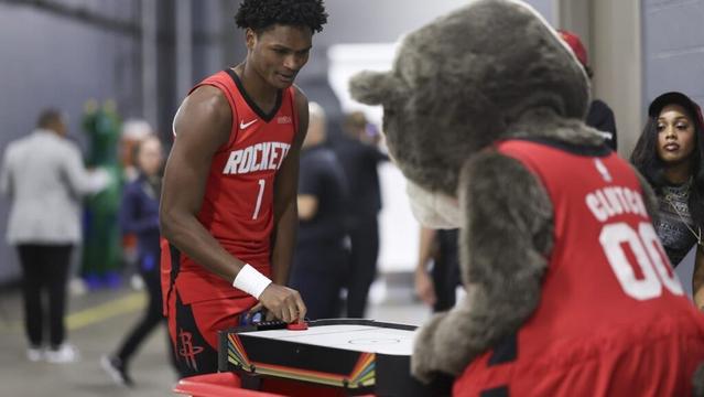 Entering third season, expectations continue to rise for Amen Thompson