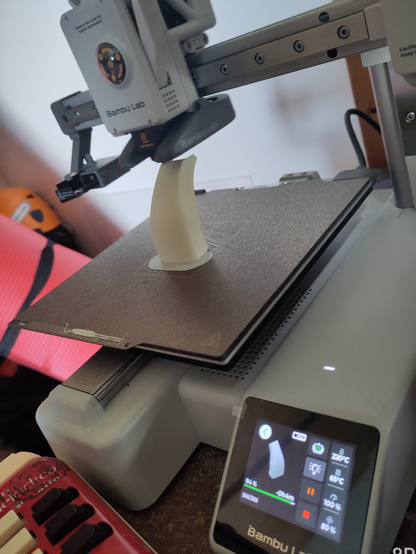 Ein 3D Drucker im Druckvorgang