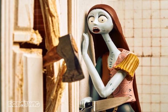 Sally hides in a bathroom with a knife in her hand as Jack hacks the door down with an axe 🪓