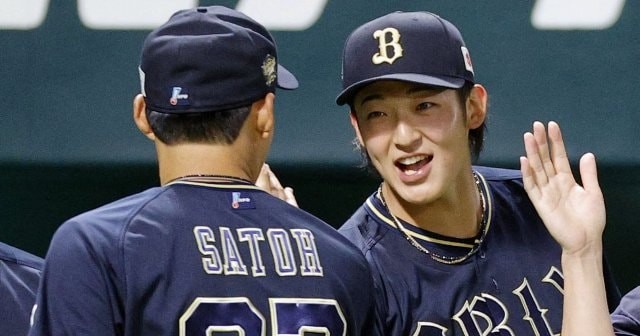 「何すればええん？ という感じで」2年前の胴上げ投手が苦悩…オリックス・山崎颯一郎「肩甲骨と鎖骨周辺の2箇所が肉離れ」から剛球復活の舞台裏 - プロ野球 - Number Web