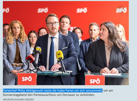 Screenshot einer Pressekonferenz des Vorsitzenden der Tiroler SPÖ, der laut hervorgehobener Bildunterschrift die halbe Partei um sich geschart hat
Man sieht auf dem Foto 10 Leute, inkl. dem Vorsitzenden.