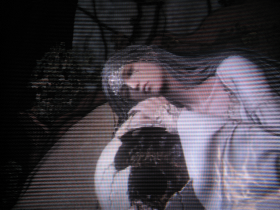 Filianore, forgotten daughter of Gwyn, was abandoned by her father, traded away as one would a bag of grain. Though worshiped as Goddess by the inhabitants of the isolated Ringed City, she eventually forsook the role thrust upon her, choosing the welcoming dark embrace of eternal slumber.