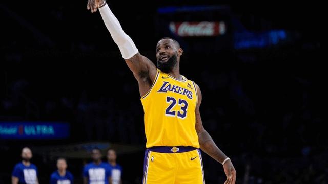 LeBron James watches a shot during LA Lakers' game against the Detroit Pistons.