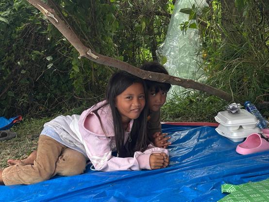 <p>CEBU, Philippines – Charlene Ancit remembers Super Typhoon Yolanda (Haiyan) like it happened yesterday. </p>



<p>Charlene, her husband, and children — there were only three of them then — sought shelter in the nearby school after their barangay captain (village leader) warned them of the super typhoon. </p>



<p>&#8220;If it happened at night, more would have died,&#8221; Charlene told Rappler on Friday, October 3. They stayed in the evacuation center for three more days — scarred, too, because the building they were staying in collapsed during the storm. </p>



<p>Twelve years later, 40-year-old Charlene has found herself displaced again, this time by the magnitude 6.9 earthquake that hit the province of Cebu and brought life in its most northernmost towns and cities to a standstill. </p>



<p>Charlene, now a mother of five children — from a 17-year-old to a precocious 5-year-old — has been living along the highway since September 30, after the strong earthquake. Charlene and her neighbors fled their homes in Sitio Kamansilis, Barangay Caputatan Sur, in the town of Medellin, first, in fear of a tsunami warning. </p>



<p>The aftershocks of the earthquake, still strong three days later, have kept them away from their homes. </p>



<p>&#8220;If it were only up to us, we&#8217;d love to come back, but what about our safety if we return? That&#8217;s something that&#8217;ll be hard to ensure. So, it might be better for us to stay here,&#8221; she added.  </p>



<p>It&