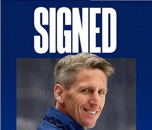 Hockey world reacts as Oilers sign head coach to three-year deal