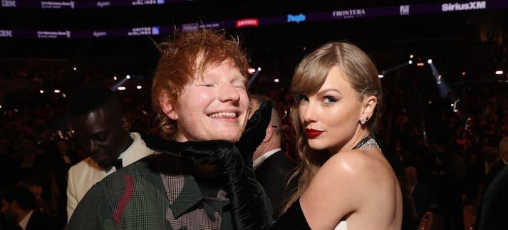 Taylor Swift y Ed Sheeran, en los Grammy 2024. / Kevin Mazur