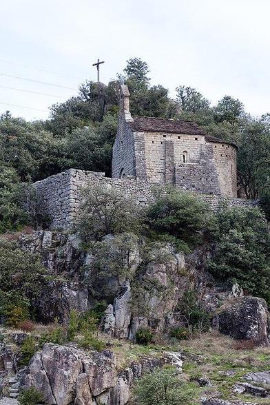 Chapelle de la Madeleine à #PieddeBorne (#Lozère) Chapelle romane passant pour la chapelle castrale d'un château seigneurial aujourd'hui disparu. Petit édifice bâti en pierres d'appareil, comprenant une nef uni...
Suite 👉 https://monumentum.fr/monument-historique/pa00103893/pied-de-borne-chapelle-de-la-madeleine
#Patrimoine #MonumentHistorique
Photo CC-BY-SA 4.0 : Édouard Hue (User:EdouardHue)
