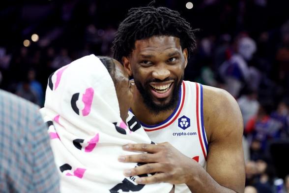 Charles Barkley remains a believer in Sixers contending in the East