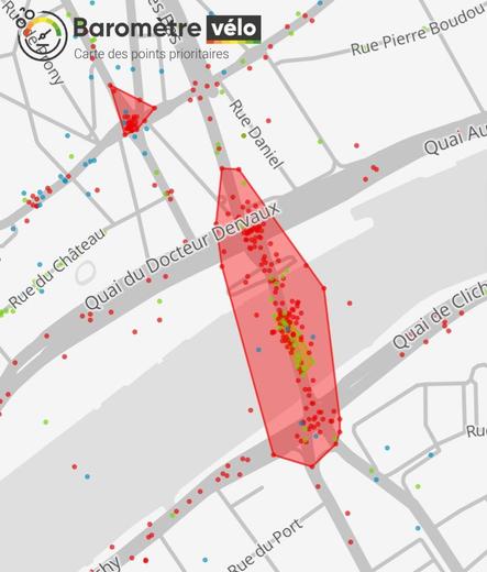 Zoom sur la carte sur les deux points noirs signalés dans le toot