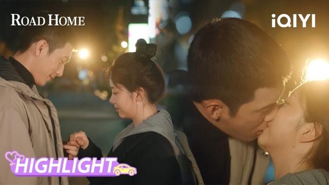 💍 ¡Beso con sorpresa! Un anillo aparece en su boca | Camino a Casa | iQIYI Spanish