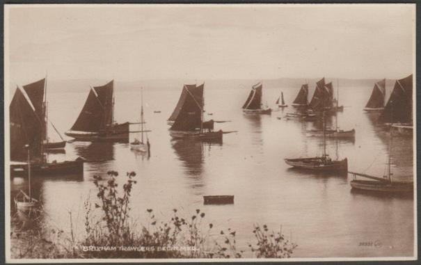 Sepia real photographic postcard showing a view of trawlers at Brixham in Devon.

Published by Valentine & Sons Ltd, Dundee & London, Valentine's XL Series, No 38393, photo registered in 1902, c.1920.

Postally unused.

Very good condition, with very slight corner bumps.