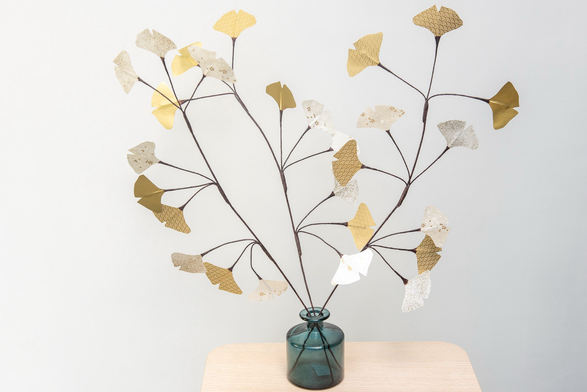 Bouquet de gingko blanc et or