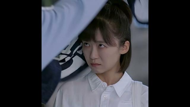 💔💔💔 #professionalsingle #songyiren #dengchaoyuan #youku #عزباء_محترفة #shorts