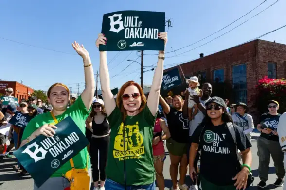 Ballers celebrate championship with West Oakland parade