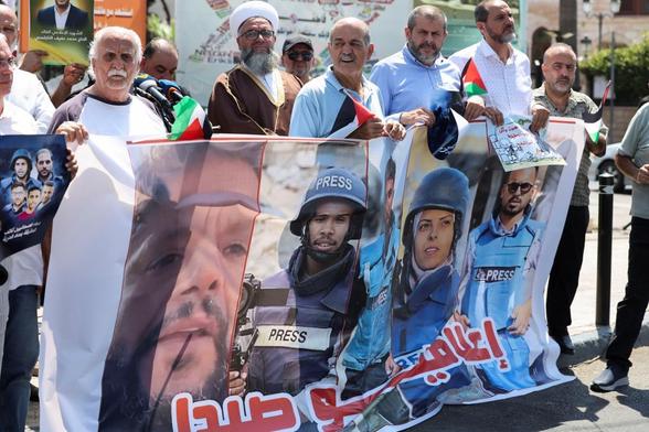 Protesta en solidaridad con los periodistas en Gaza, en Sidón (Líbano), el 27 de agosto de 2025. (Aziz Taher / Reuters)