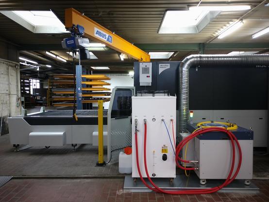 Die Laserschneidbrennanlage von MicroStep Type MSE SmartFL 3001.15L ist nun im Betrieb.
