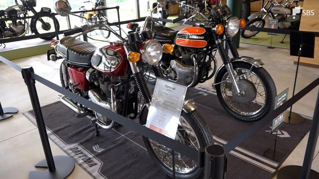 バイク好きの交流施設「バイクの森」オープン 展示施設やカフェ、バイク用品の販売も＝静岡・森町