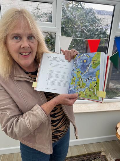 Jane Tomlinson's Bird Migration Map in the Maps of the World Quiz Book, recently published by Hardie Grant