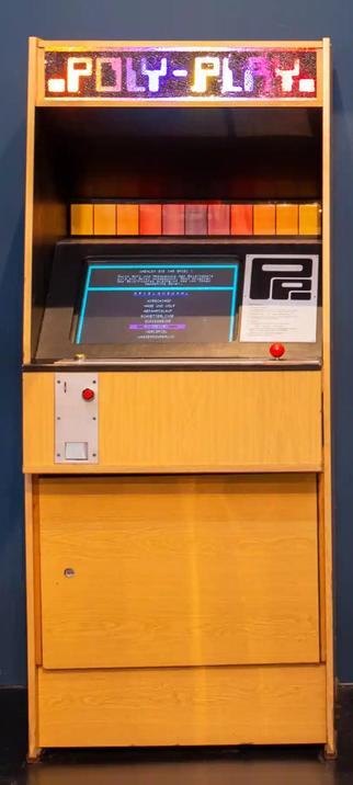 Arcade-Automat Poly-Play von VEB Polytechnik - Spielautomat im Look eines Billig-Möbels. Details siehe https://de.wikipedia.org/wiki/Poly-Play