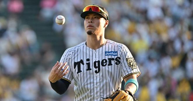 「打球で校舎3階の窓ガラス破壊」「とんでもない“サトテルシフト”も…」《40本＆100打点達成》阪神・佐藤輝明…元相棒が語る高校時代の「サトテル伝説」 - プロ野球 - Number Web