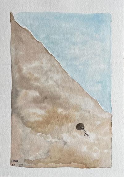 Foto af en akvarel. Selve billedet er delt i to, en blå trekant øverst til højre og nederst til venstre forskellige farver brun og grå. Midt i det brune er en rund sort sten og skikkelsen af en person, som skubber den op ad bjerget.