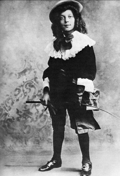 buster-keaton-enfant-20-photos-rares-qui-racontent-la-naissance-dun-genie-du-gag-19
