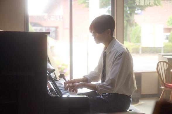 友を想う優しさの魔法が奇跡を生む、映画「僕らは人生で一回だけ魔法が使える」 木村真人監督インタビュー - キネマ旬報WEB