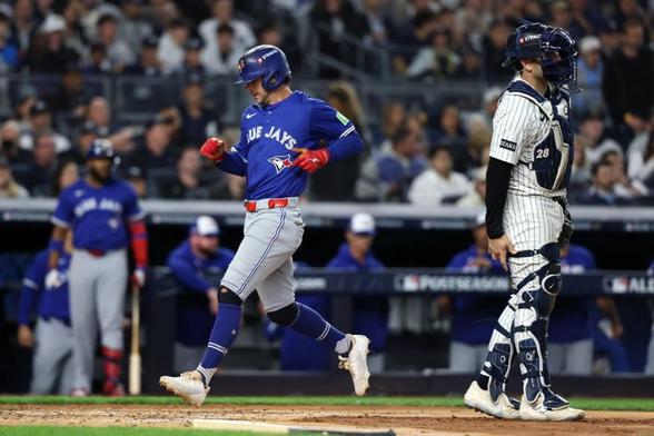 Game 4 score, news and highlights