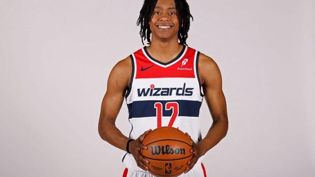 Tre Johnson credits Bub Carrington for on-court growth