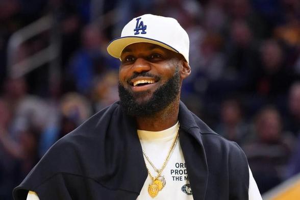 LeBron James Was Forced to Change His Game to Play With This 13-Time All-Star