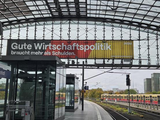 Eine Werbeanzeige vom INSM: Gute Wirtschaftspolitik braucht mehr als Schulden.