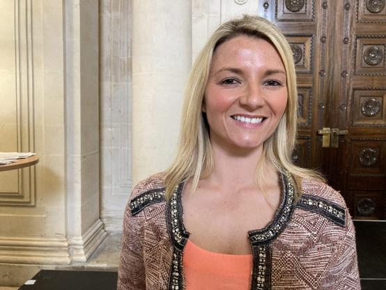 Portrait of Cllr Francesca O’Brien, Mumbles ward councillor on Swansea Council and member of Reform UK.