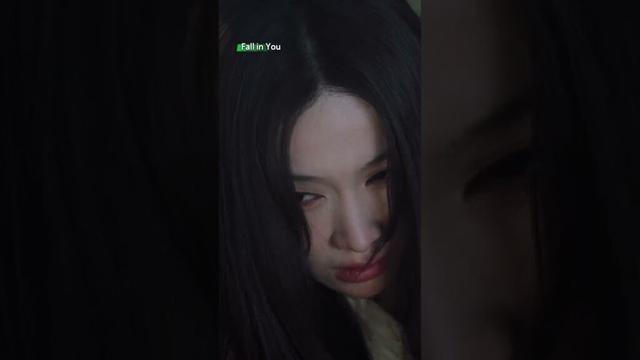 نجح في إنقاذها في اللحظة المناسبة🥹✨ أغرمت بك #fallinyou #fanzhixin #limuchen #iqiyi #cdrama