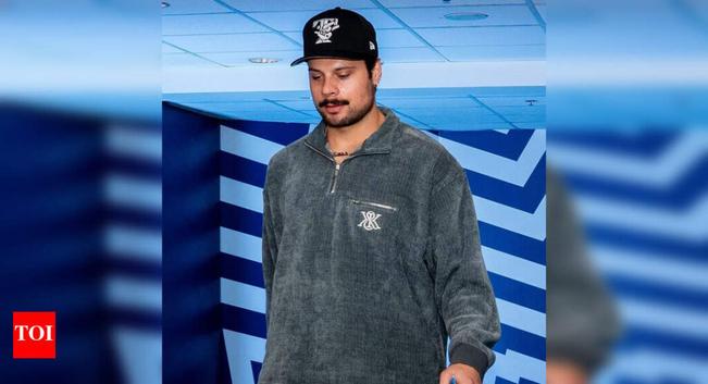 Toronto Maple Leafs’ Auston Matthews makes headlines for mysterious pants edit | NHL News