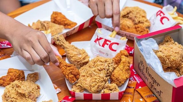 KFC Australia launches first vending machine for Sweet Tokyo Hot & Crispy chicken