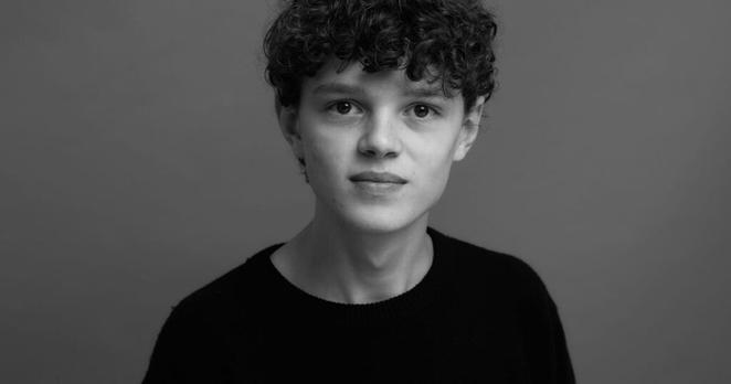 「あなたも自分の好奇心に従って」イギリスの平凡な16歳がAIプロジェクトで100万ドルを調達するまで | Business Insider Japan