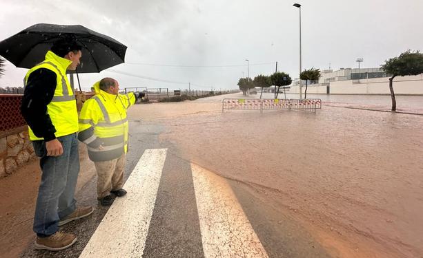Carretera RM-F33 en El Mojón, en San Pedro del Pinatar (Región de Murcia).