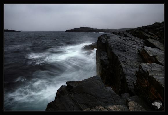 Rocks and waves. Perfect connection.