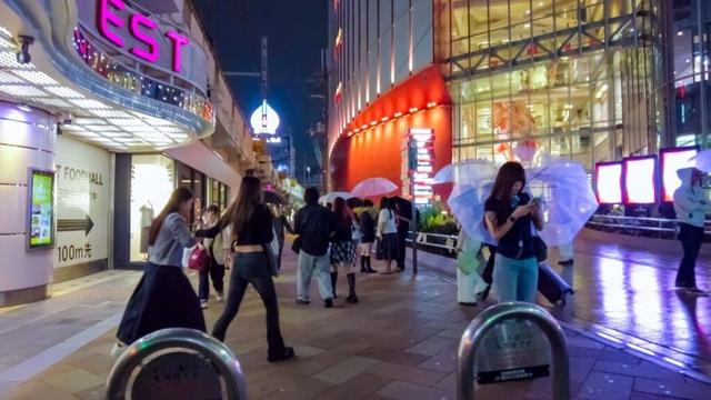 🇯🇵 Japan Walking Tour - Osaka Rain Night Walk | 4K HDR