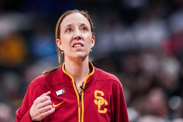 Big Ten women's basketball coaches opt for strategy, not symmetry