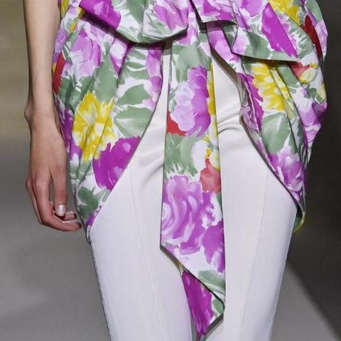 Detalle de la manicura de Chloé (Getty Images)