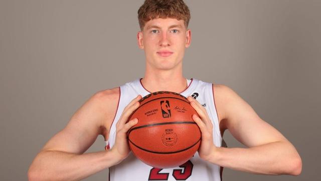 Kasparas Jakučionis voted steal of the draft in GM survey