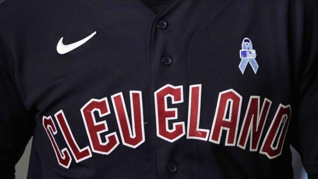Ex-Royals Flamethrower Cuts Ties With Guardians After Rough Season