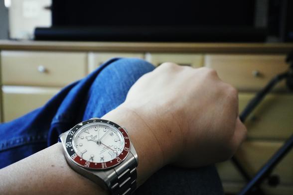 A watch with an opaline dial and Pepsi red/blue GMT bezel. Stainless steel on stainless steel bracelet.