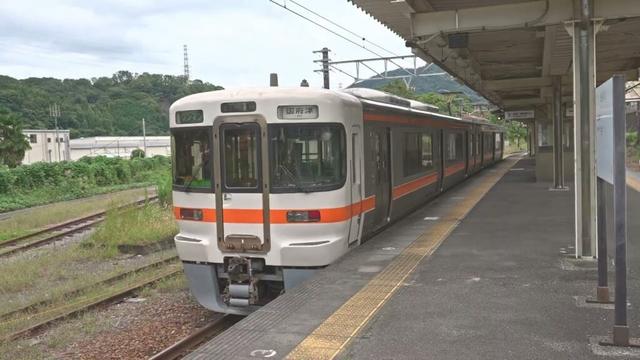 Gloomy to sunny walk in Oyama town, Shizuoka, Japan